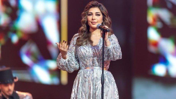 شاهد .. أصالة تعود إلى سوريا بعد 15 عامًا وتحضر ألبوماً غنائياً ضخمًا باللهجة السورية