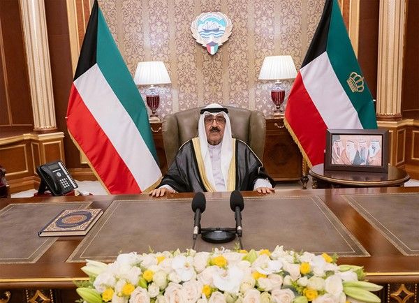 صاحب السمو الأمير : وطننا خط أحمر وسيادته مصونة بإرادة شعبه وبسالة رجاله ونسائه ولن نسمح لأي دولة كانت بالمساس بأمنه أو استقراره