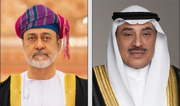 ولي العهد عزّى سلطان عُمان بوفاة المغفور له بإذن الله فهد بن محمود آل سعيد