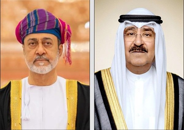 الأمير عزّى سلطان عُمان بوفاة المغفور له بإذن الله فهد بن محمود آل سعيد