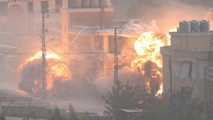 تصعيد عسكري: ضربات إسرائيلية على مواقع لحزب الله في الجنوب اللبناني