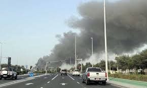 مقتل شخص بعد سقوط صاروخ على مركبة مدنية في منطقة الباهية بأبوظبي