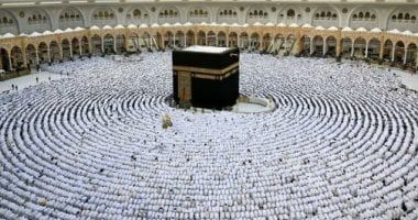 باختصار.. أهم الأخبار العربية والعالمية حتى الظهيرة.. الآلاف يؤدون صلاة عيد الفطر بالمسجد الحرام.. إسرائيل تكثف ضرباتها في طهران وسط تصعيد متبادل.. والدعم السريع تهاجم مدينة الدبة وتتسبب بقطع التيار الكهربائى