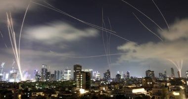 باختصار..أهم أخبار العرب والعالم حتى الظهيرة..السعودية: اعتراض وتدمير 7 مسيرات بالمنطقة الشرقية..كوبا: انقطاع الكهرباء على مستوى البلاد للمرة الثانية بأسبوع..ارتفاع عدد المصابين نتيجة قصف إيران على ديمونا لـ175