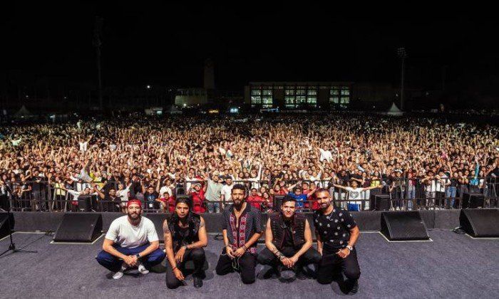 شاهد .. نفاد تذاكر حفل كايروكي في برلين وإضافة موعد جديد في 31 مارس