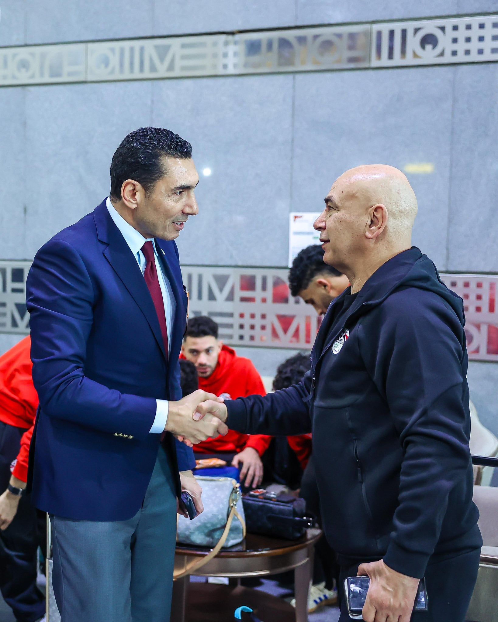 وزير الرياضة وحسام حسن وزير الرياضة وحسام حسن