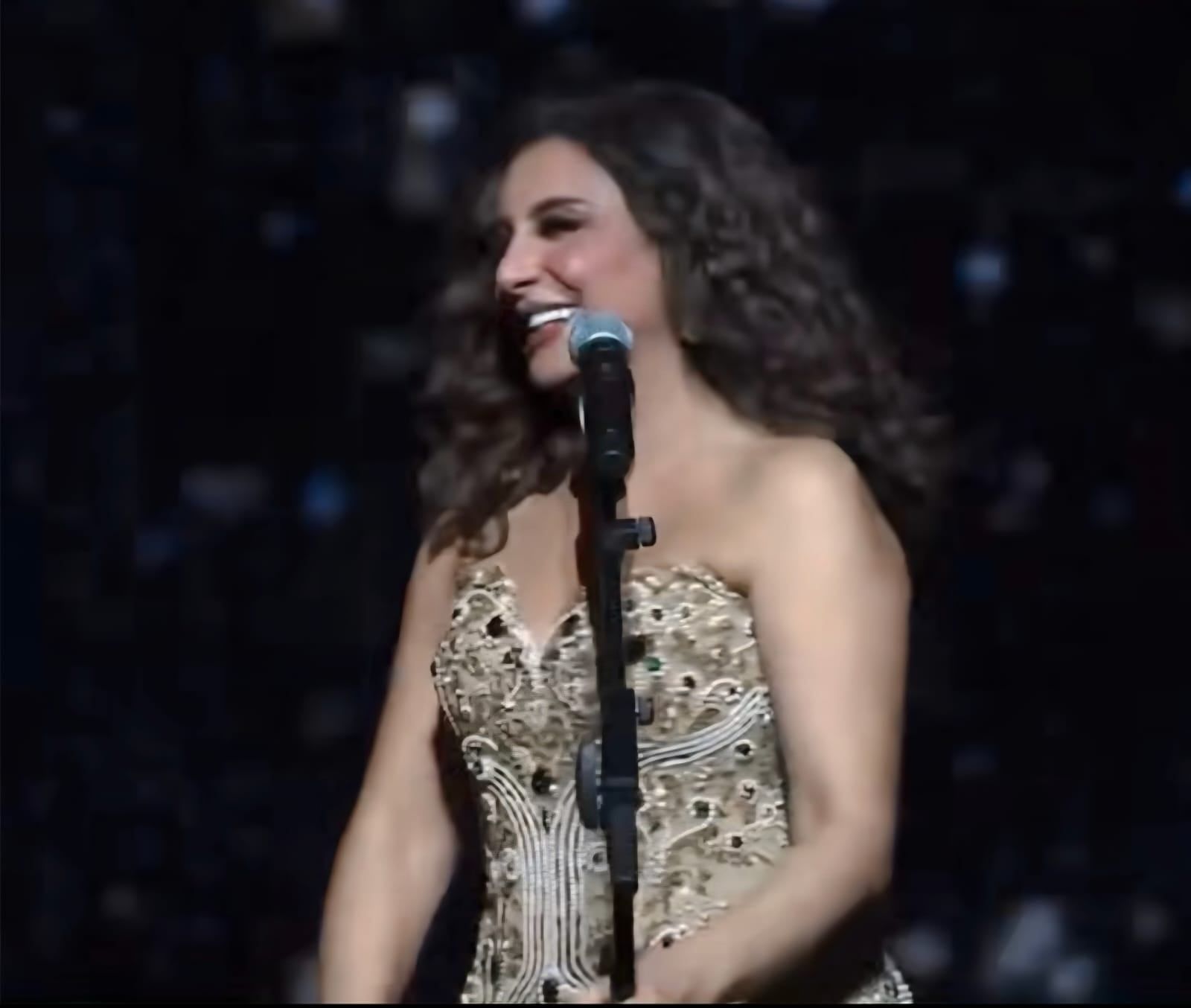 أنغام تتألق فى حفلها بالسعودية بقيادة هانى فرحات