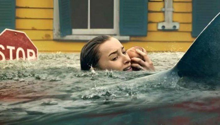 شاهد .. رعب الأعاصير وأسماك القرش.. «Thrash» يصل إلى نتفليكس في هذا الموعد