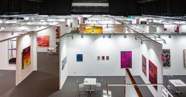 الصراع في الشرق الأوسط يعيد تشكيل عالم الفن العالمي في عام 2026..من التفاؤل إلى الارتباك.. آرت دبي يواجه اختبار البقاء وسط نيران الحرب.. هل يفقد الشرق مكانته كمركز صاعد لسوق الفن؟