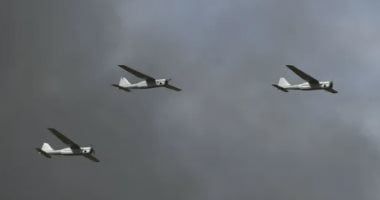 الدفاعات السعودية تسقط صواريخ ومسيرات استهدفت حقول النفط والغاز