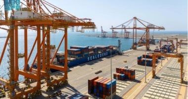 ميناء جازان للصناعات الأساسية والتحويلية يعزز قدرات السعودية اللوجستية