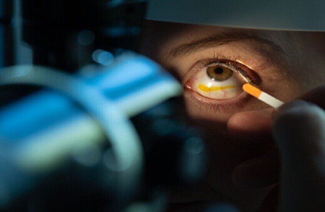 شاهد .. دراسة تكشف احتمال انتقال فيروس مائي إلى عين الإنسان وتحذّر من مخاطره