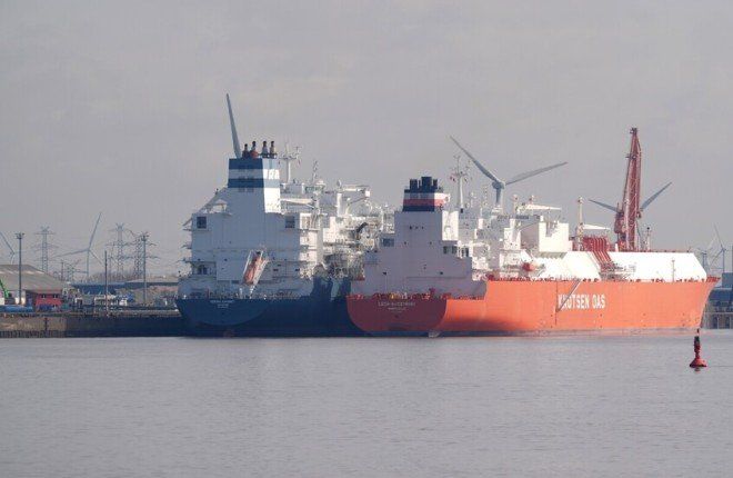 ناقلتا غاز قطريتان تتجهان لعبور مضيق هرمز لأول مرة منذ اندلاع الحرب