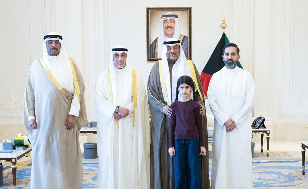 ولي العهد استقبل أسر شهداء الواجب من وزارتي الدفاع والداخلية وأسرة الشهيدة الطفلة الإيرانية