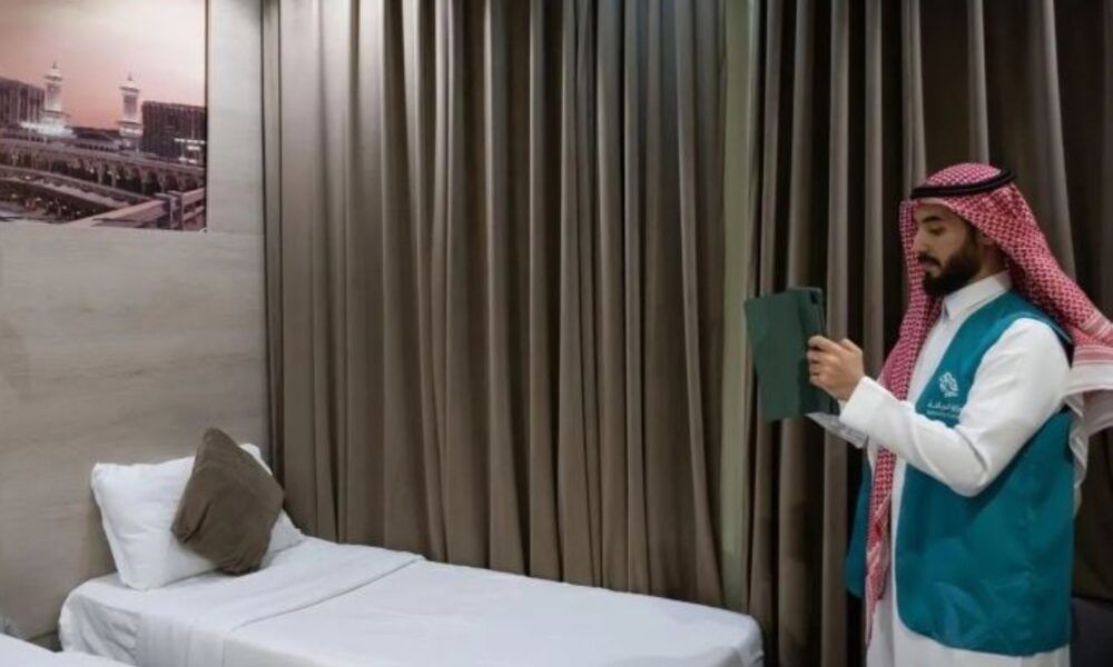 عقوبات وإغلاق ضد مرافق الضيافة المخالفة بمكة والمدينة