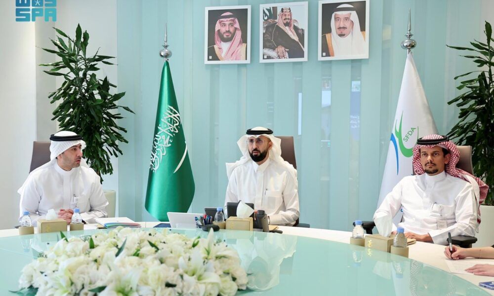 الغذاء والدواء وموانئ تبحثان تعزيز مرونة سلاسل الإمداد