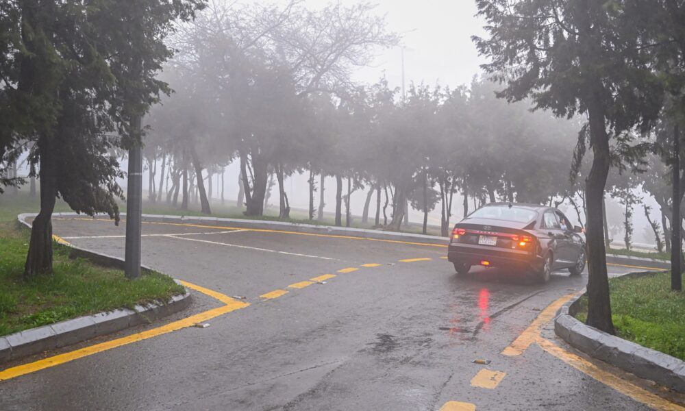 حالة الطقس: أمطار وبرد وضباب على 7 مناطق سعودية