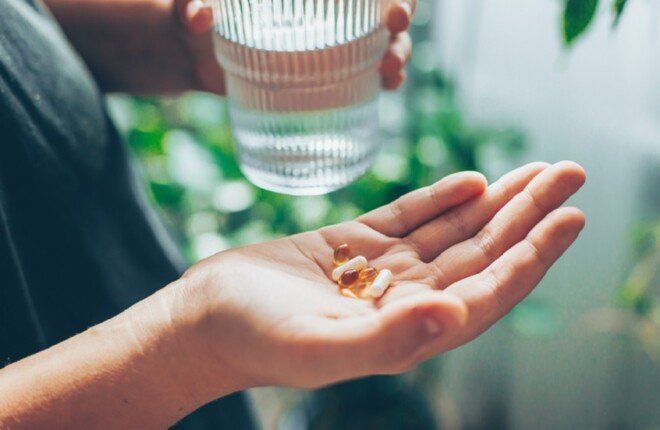 الإفراط في الفيتامينات.. فوائد تتحول إلى مخاطر خفية تهدد الصحة