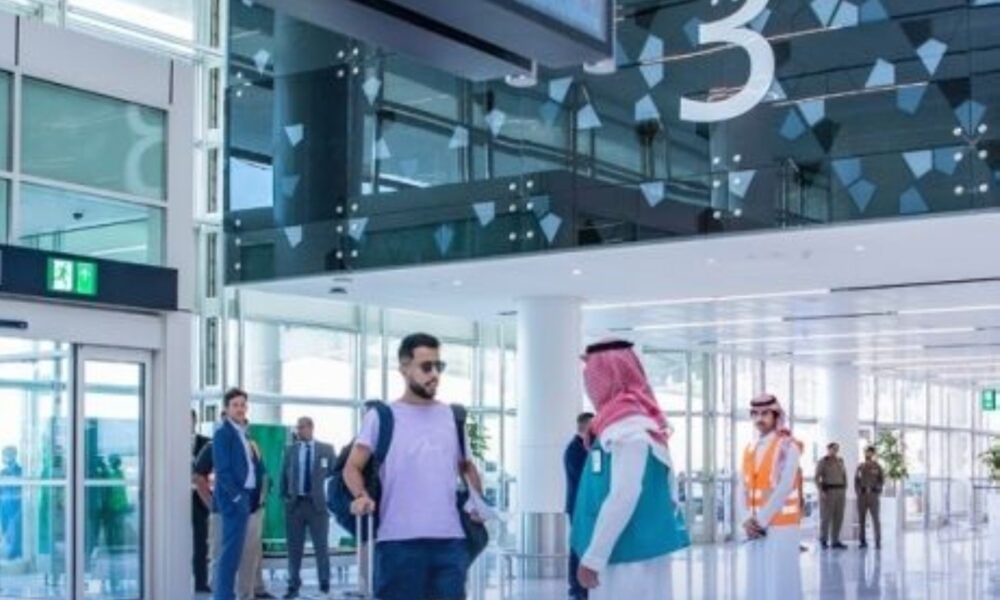إنجاز مطارات الدمام: تسجيل 150 ألف مسافر و1200 رحلة