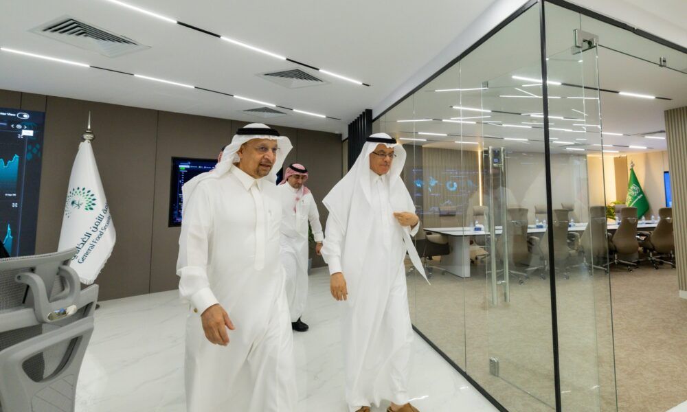 الفالح: مركز الإنذار المبكر يعزز الأمن الغذائي بالمملكة