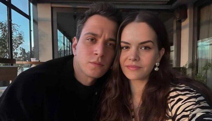 شاهد .. غموض يحيط بعلاقة الفنان التركي صلاح الدين باشالي وزوجته.. مؤشرات تثير جدل الانفصال