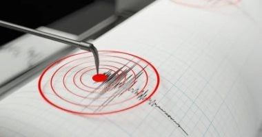 باختصار.. أهم الأخبار العربية والعالمية حتى الظهيرة.. محاولة جديدة لاستهداف ترامب.. والرئيس الأمريكي يعلن اعتقال المتورط وينشر صورته.. استئناف العمل بمطار الكويت.. وحريق بمحرك طائرة سويسرية.. وزلزال في منغوليا