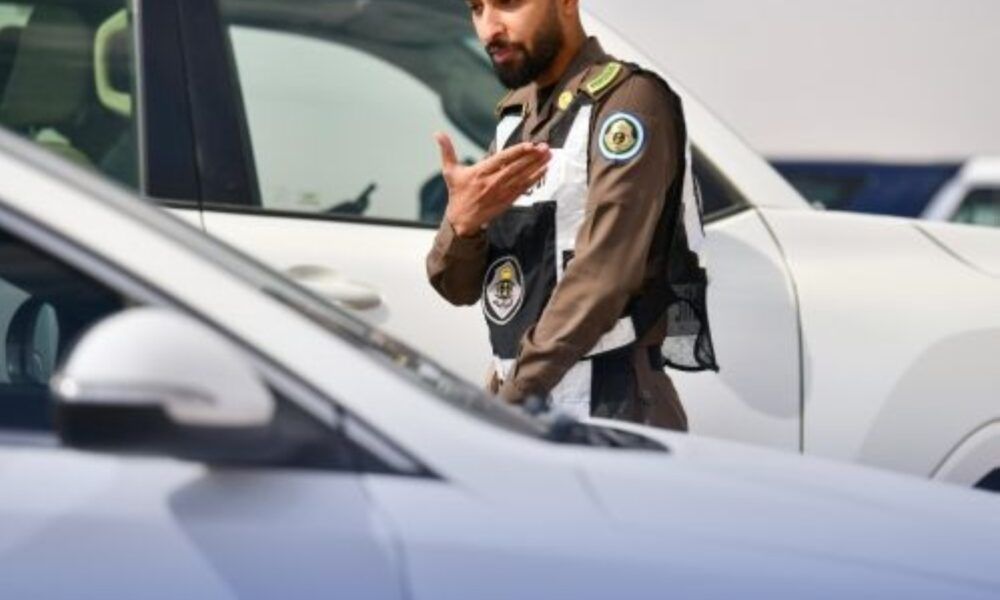 عقوبة انتهاء تأشيرة الدخول: غرامة 50 ألف ريال والسجن