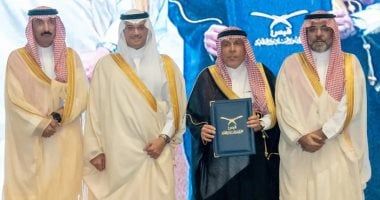 محافظ الأحساء بالسعودية يرعى الحفل الختامى لجمعية قبس ويكرم حفظة كتاب الله والفائزين