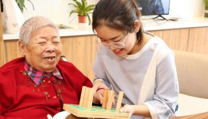 خطة صينية شاملة لمواجهة الزهايمر.. سباق مع الزمن في ظل شيخوخة السكان