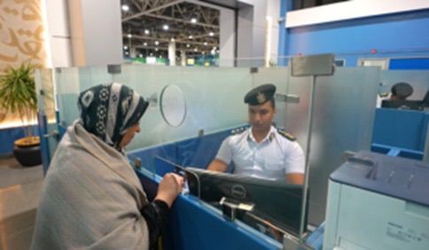 لبيك اللهم لبيك.. الداخلية تودع أول أفواج حجاج القرعة إلى المدينة المنورة