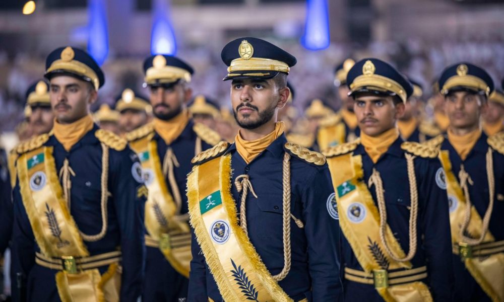 وزير الداخلية يرعى تخريج طلاب كلية الملك فهد الأمنية