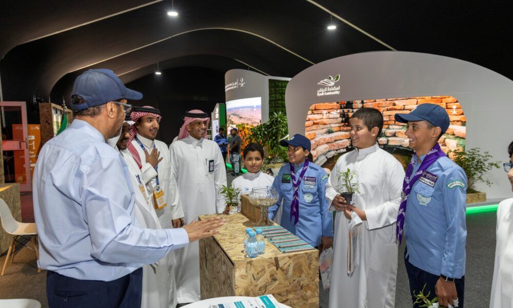 نجاح فعاليات أسبوع البيئة السعودي: حملات تشجير وورش عمل