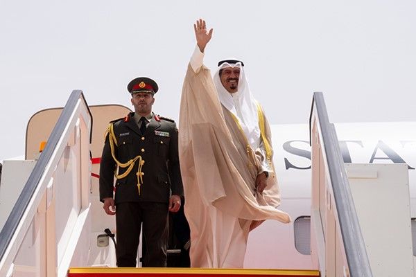 ممثل الأمير يغادر إلى اليونان لترؤس وفد البلاد في القمة الأوروبية الخليجية الجيوسياسية والاستثمارية الأولى