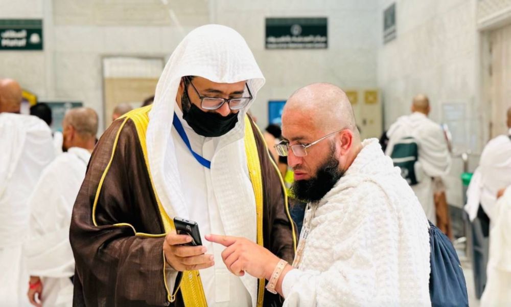 الترجمة الفورية في الحرمين الشريفين: خدمة جديدة بـ17 لغة