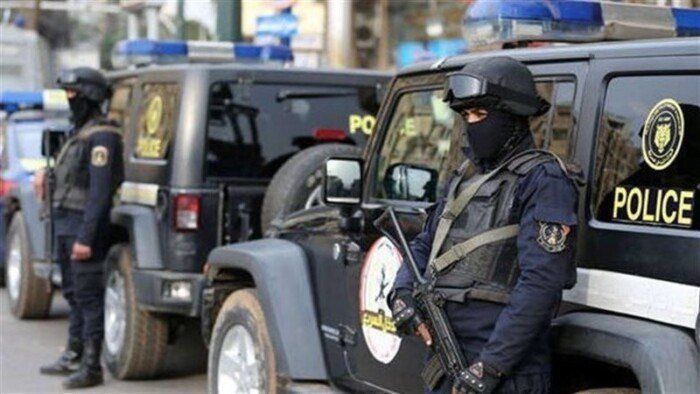 شاهد .. خلال 48 ساعة.. ضبط 3 متهمين بقتل شاب وسرقة سيارته في الشرقية