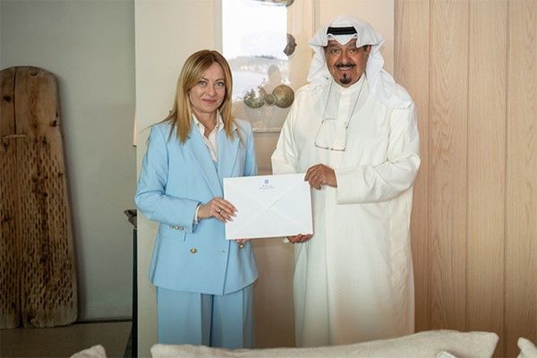 ممثل الأمير يتسلّم رسالة لصاحب السمو من رئيسة وزراء إيطاليا تتعلق بالعلاقات الثنائية