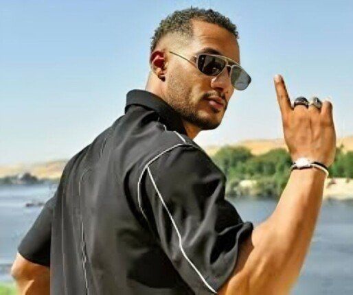 شاهد .. محمد رمضان يوضح حقيقة لقب «نمبر وان»: النجاح والتأثير وراء التسمية