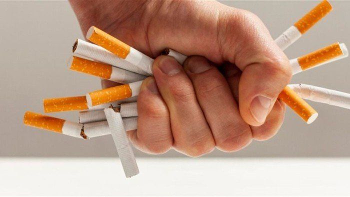 دراسة: الإقلاع عن التدخين قد يعزز صحة الدماغ ويقلل خطر الإصابة بالخرف