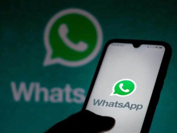واتساب يطور ميزة جديدة لمستخدمي أجهزة آيفون تتيح لهم معرفة جهات الاتصال النشطة