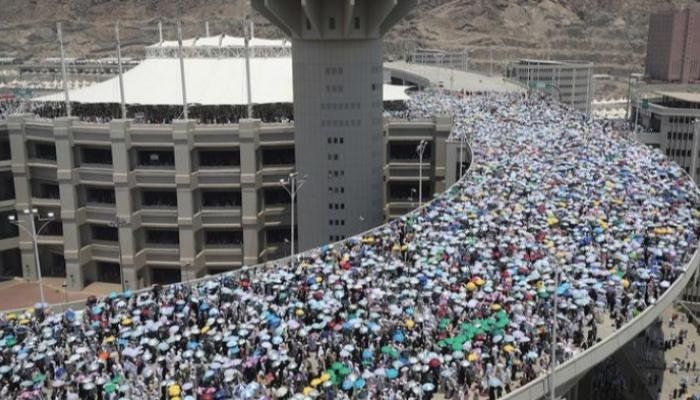 ذكاء اصطناعي يستبق الزحام في الحج.. تقنية جديدة لرصد التدفقات المعاكسة قبل الخطر