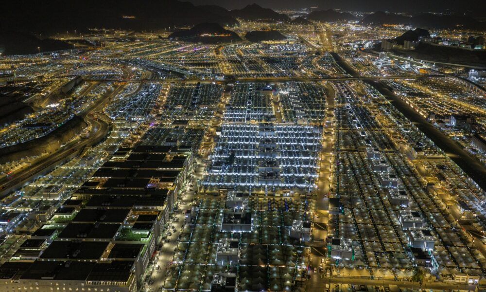 درجة الحرارة داخل مشعر منى في يوم التروية تلامس 45