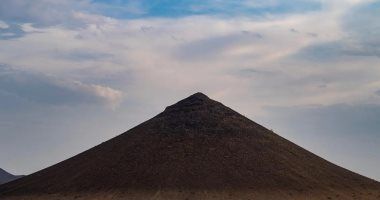 الجبال البركانية.. معالم لافتة فى المشهد الطبيعى لمحافظة تربة بالسعودية