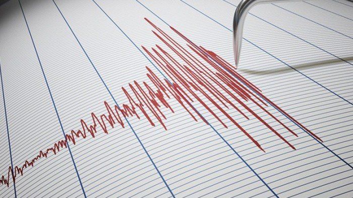 زلزال بقوة 4.3 درجة يضرب جزيرة إيفيا اليونانية