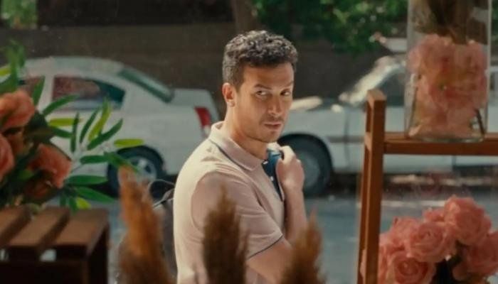 شاهد .. «ورد على فل وياسمين» يبكي زوجة أحمد عبد الوهاب