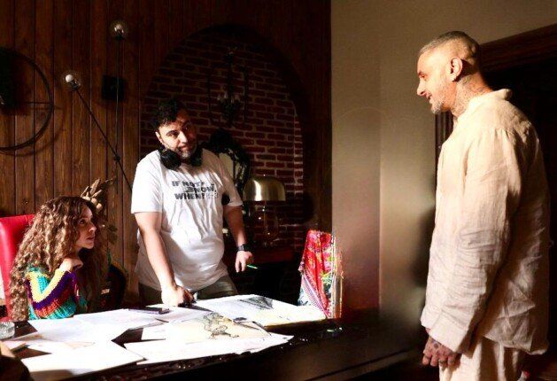 شاهد .. اكتمال تصوير نصف مشاهد فيلم «حين يكتب الحب» تمهيدًا لاستئناف العمل