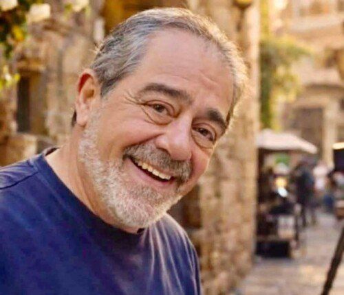 شاهد .. وفاة الفنان والمخرج السوري أسامة السيد يوسف.. مسيرة حافلة في المسرح والدراما