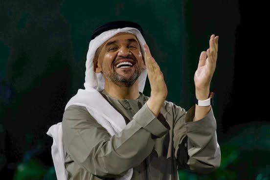 شاهد .. حسين الجسمي يسجل حضوره في المغرب كأول فنان عربي يقف على خشبة المسرح الملكي.. ما القصة؟