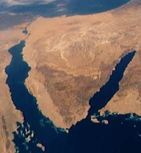 شركات سعودية وإماراتية ومصرية تتنافس على تطوير حقول نفط في مصر