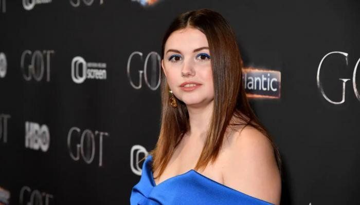 شاهد .. نجمة «Game of Thrones» تروي كابوسًا نفسيًا غيّر حياتها: كنت أصدق أوهامًا مرعبة