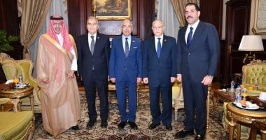 رئيس مجلس الشيوخ للسفير السعودى: أمن المملكة جزء لا يتجزأ من الأمن القومى المصرى